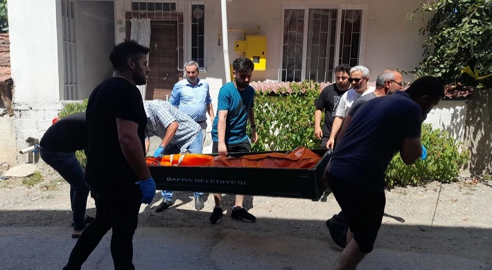Bafra’da bir kişi evinde ölü bulundu