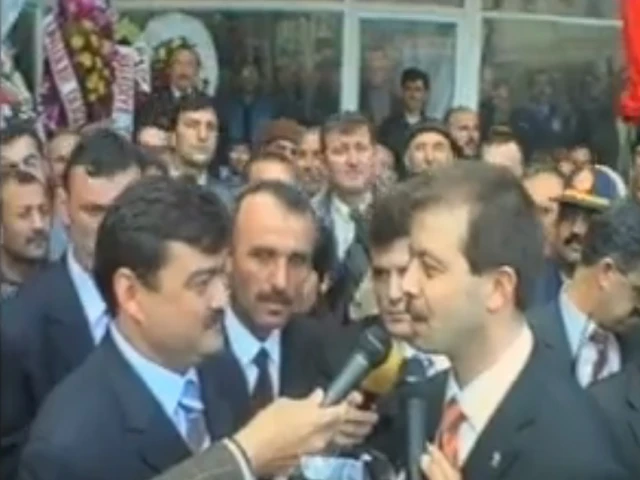 Bafra Belediyesi Devir Teslim Töreni Gözde Tv Haber Arşiv 2004